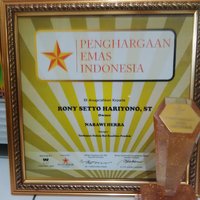 2014-Penghargaan-Emas-Indonesia-Nabawi-Herba